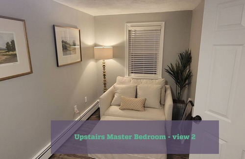 Plymouth House | Marvelous 4-bed 2-bath house in Plymouth, walking distance to the beach.