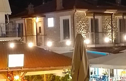 Trikeri Apartment | Charming 1-bedroom apartment in wonderful Ag.Kiriaki Trikeri Volos with WiFi, AC