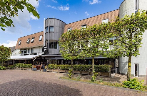 Made House | 2 Family Units Minutes from Efteling Theme Park | National Park De Biesbosch