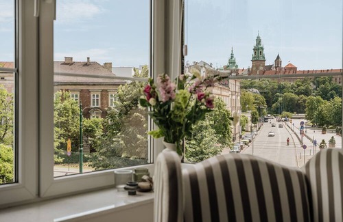 City Centre Apartment | Spacious apartment with a view of Wawel Castle