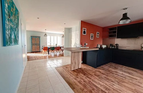 Huisnes-sur-Mer Cottage | Au Mont Chez Vous #Jacuzzi and Mont-St-Michel View#