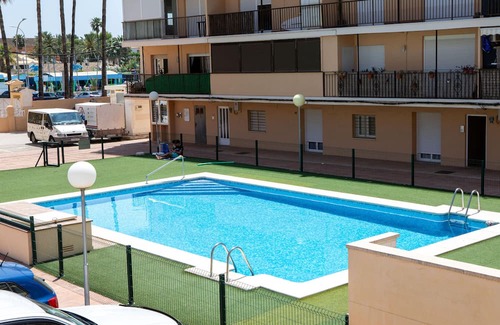 Denia Apartment | Fiesta Apartment with direct access to the beach, wifi, A/C