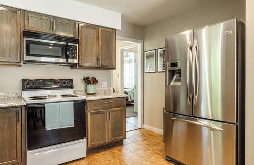 Bishop House | Eastern Sierra Guesthouse. Centrally located for all your adventures.