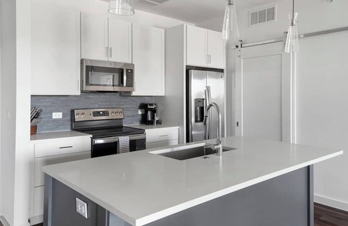 Austin Apartment | Artesian 1BD 18 - One Bedroom Apartment, Sleeps 2