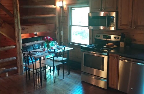 North Carver Cabin | Cozy 2-bedroom cabin in charming Plymouth with AC, WiFi