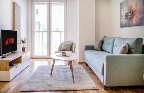 Ohrid Apartment | Luxury Flat in Ohrid Center Near Lake & Old Town