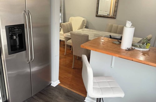 Coral Hills House | Charming 1-bedroom townhome in welcoming Capitol Heights with WiFi, AC