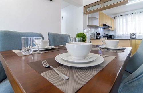 Ruiru Apartment | Spacious 3-bedroom apartment with WiFi, swimming pool in vibrant Tatu City
