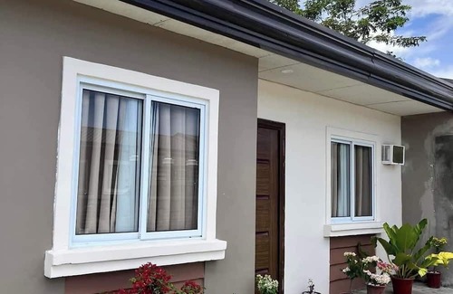 General Santos House | Mollys transient 2-bedroom house in wonderful General Santos City with WiFi, AC