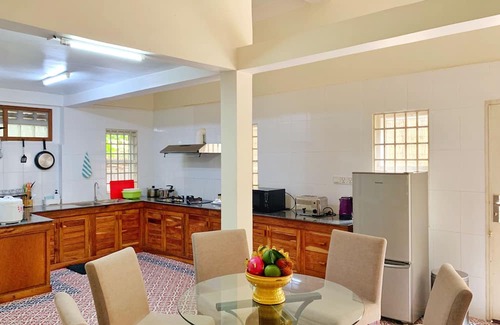Siem Reap Villa | Spacious Two-villas with 5 bedrooms and AC-Share Swimming pool in Siem Reap