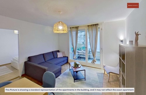 Seebach Apartment | 3BR Homey Flat w/Balcony, 26’ to Center