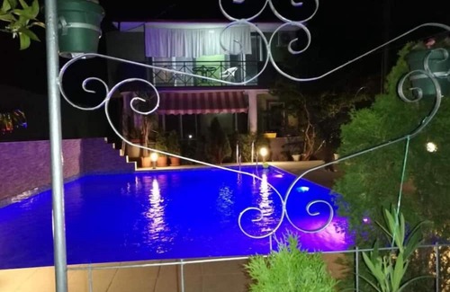 Pestani Apartment | Lile Pestani Double Room with Balcony