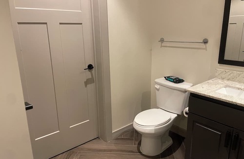 Uptown Apartment | Ascent Victory Park Apartments Unit 1908