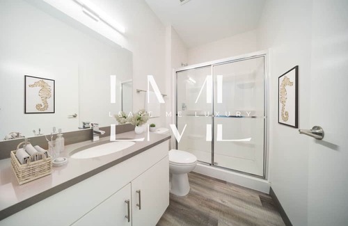 Willoughby Apartment | Quiet 1-bedroom Corporate apartment with AC, WiFi in marvelous Willoughby