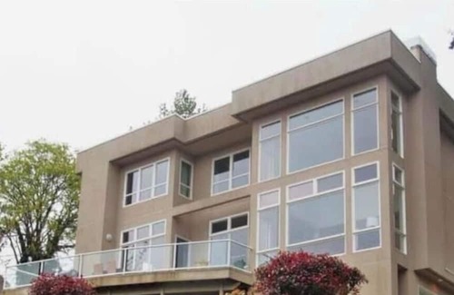 Mercer Island House | Water View Home Mercer Island Wa
