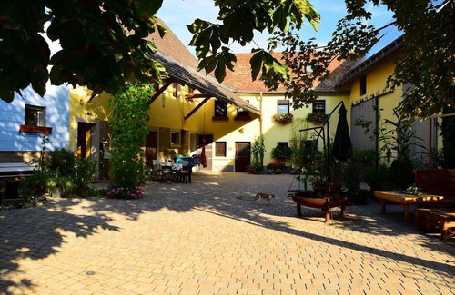 Ebertsbronn Apartment | Newly renovated apartment (40sqm) ideal for families of up to 4 people