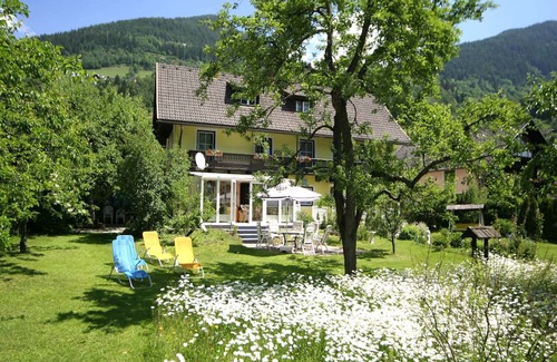 Feld am See Apartment | Apartment in Feld am See near Ski Slopes