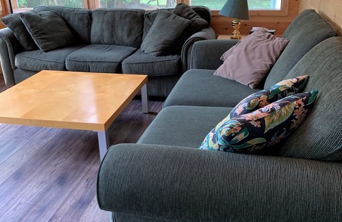 Gimli Cottage | Gimli ,Loni Beach main cottage plus guest house