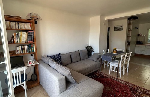 Cimiez Apartment | Cosy apartment in the heart of the city in a green setting with sea view