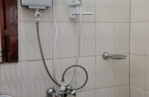 Kasese Apartment | BLT Guest House, Kasese