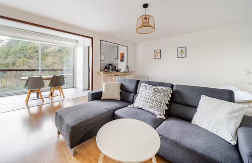 Vals-les-Bains Apartment | Superb studio with river access and private square