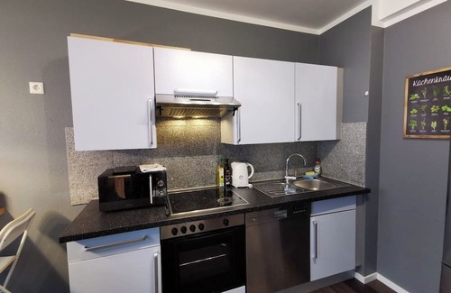 Bergheim Apartment | *NEW MADE* next to Bismarckplatz | netflix | AC