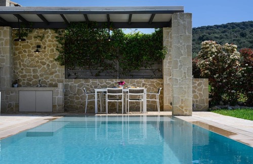 Kavvadades Villa | Lavish Corfu Villa | Villa Elysian View | 1 Bedroom | Spacious Furnished Terrace with Shaded Outdoor Dining Area | Private Garden, Pool and Hot Tub | Prime Location | Arillas, Mega Lithari
