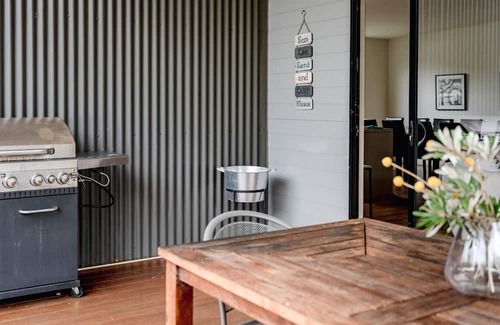 Coronet Bay House | Ripples in Coronet Bay