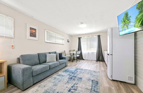Central Coast Apartment | Lake Front Studio Pet Friendly, near The Entrance, Nora Head and Soldiers Beach