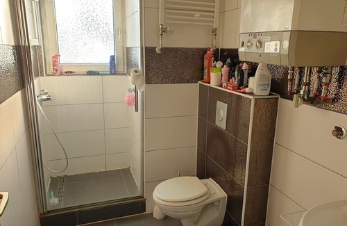 Gelsenkirchen-West Apartment | Charming Gelsenkirchen Apartment with Central Heating