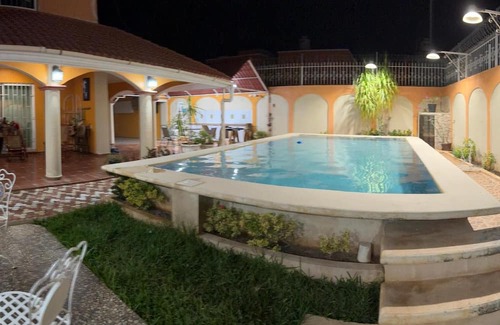 Area Ah House | "Casa Galerias: Residence with private pool in Campeche"