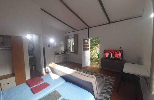 Cotia Ski Chalet | Cozy Cottage Surrounded by Nature in a Gated Community