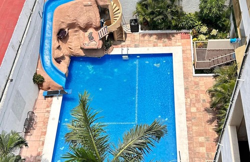 Acapulco Apartment | Centrally located apartment with spectacular view of the bay of Acapulco.
