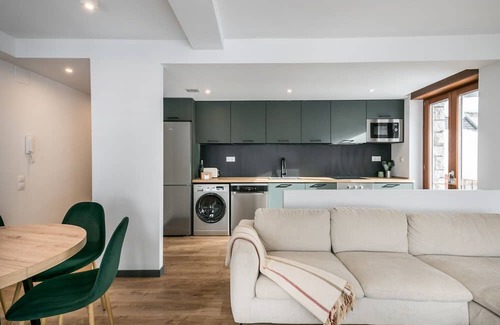 Tredos Apartment | Casa Aiguamoix in Tredos,6 people 2 bedrooms, cosy challet