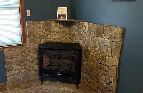 Springmaid Mountain Cottage | Pet Friendly Cottage in Spruce Pine NC