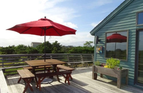 North Truro House | Architect Designed home/Private sub-Division/Private Cape Bay Beach Access
