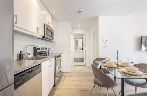 International District Apartment | Square Victoria - Balcony - Downtown View