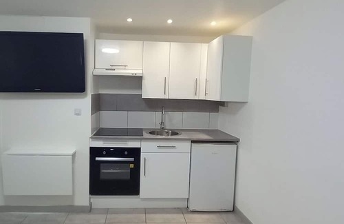 Gagny Apartment | Studio downtown Gagny