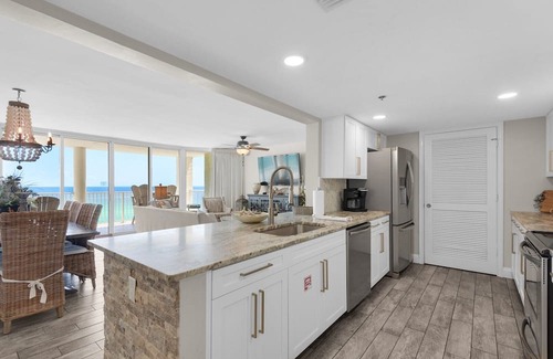 Long Beach Condo | LONG BEACH TOWER 4-801! THREE BEDROOM! BEAUTIFUL UNIT!