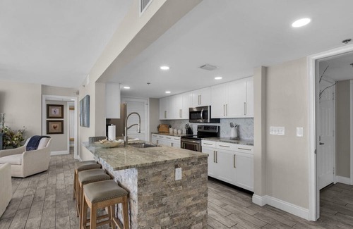 Long Beach Condo | LONG BEACH TOWER 4-801! THREE BEDROOM! BEAUTIFUL UNIT!