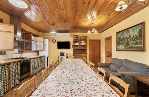 Balsareny House | Country House 'Cal Panxeta' with Mountain View, Wi-Fi and Air Conditioning