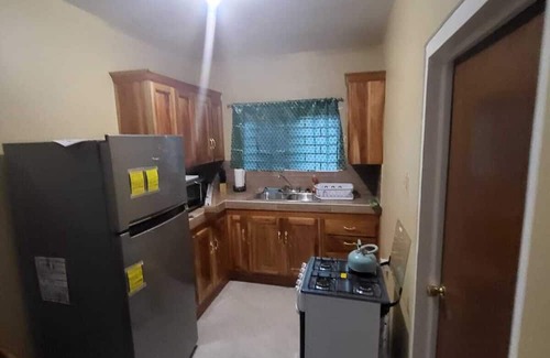 Savanna la Mar House | Charming 3-bedroom house with AC, WiFi in delightful Savanna La Mar