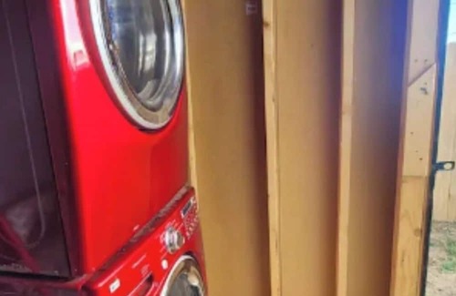 Mojave Apartment | Beautiful Mother in Law Unit suit w/Parking & Wifi