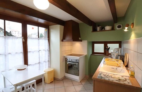 Mourjou Cottage | Charming house with garden, 2 bedrooms, pets allowed, in Mourjou