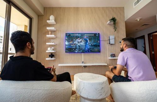 Dubai Marina Hostel | YouSleep Hostel - Beach View - 5 min from metro