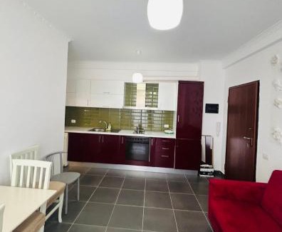 Ishem Apartment | Quiet Comfort in Lalzit Bay