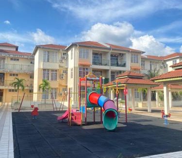 Kampung Pantai Halban Resort | MH Amanie Homestay