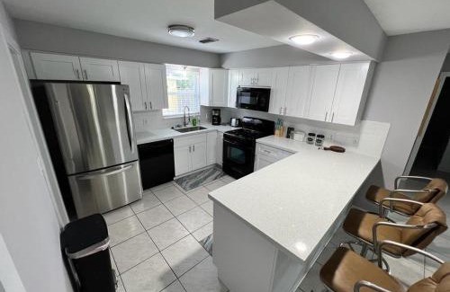 Lighthouse Point House | House near Beach, The Cove, Deerfield Beach