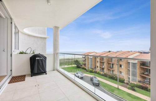 Bilinga Apartment | Bianca By The Beach is Paradise!