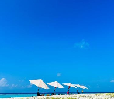 Gaafaru Bed & Breakfast | Gaafaru B&B